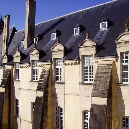 Abbaye Royale Otel Saint-Jean-dʼAngély Dış mekan fotoğraf